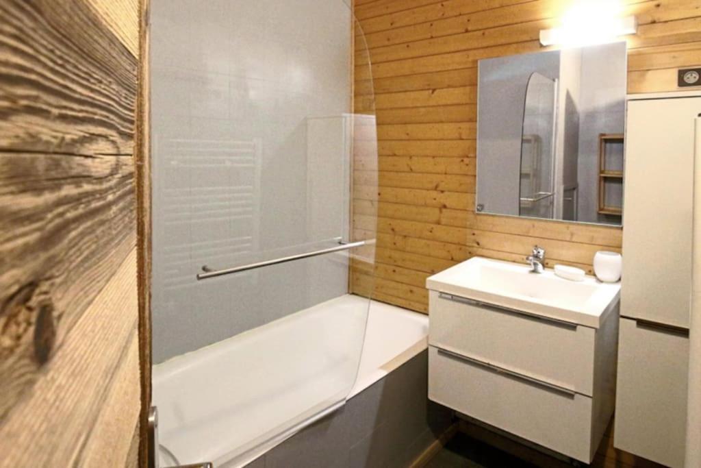 Studio Avec Coin Montagne Au Pied Des Pistes メジェーヴ エクステリア 写真